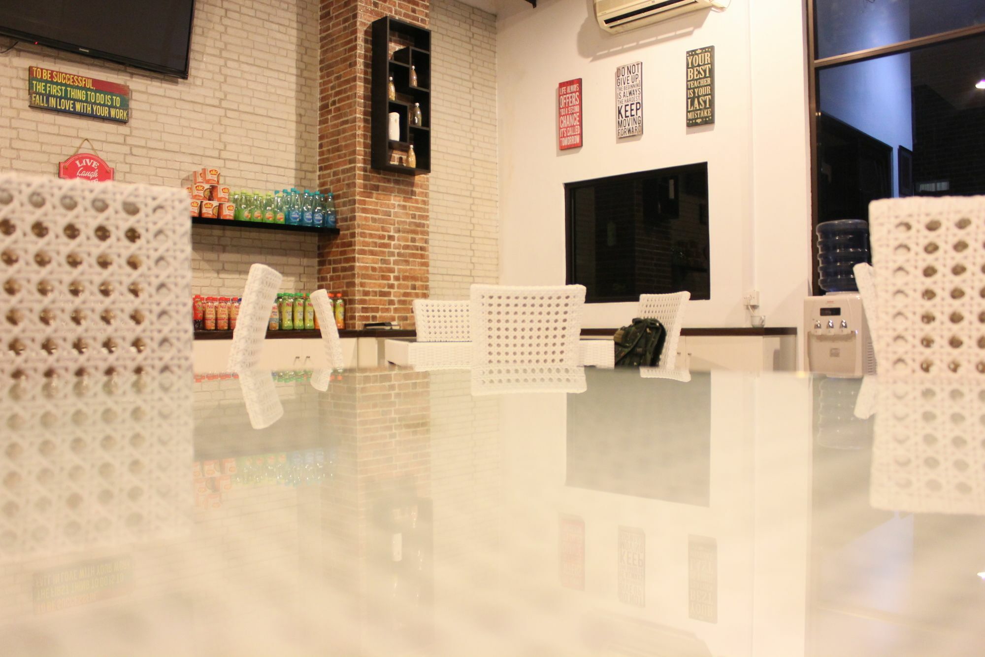Cozy Centre Simpang Lima Semarang Hotel Bagian luar foto
